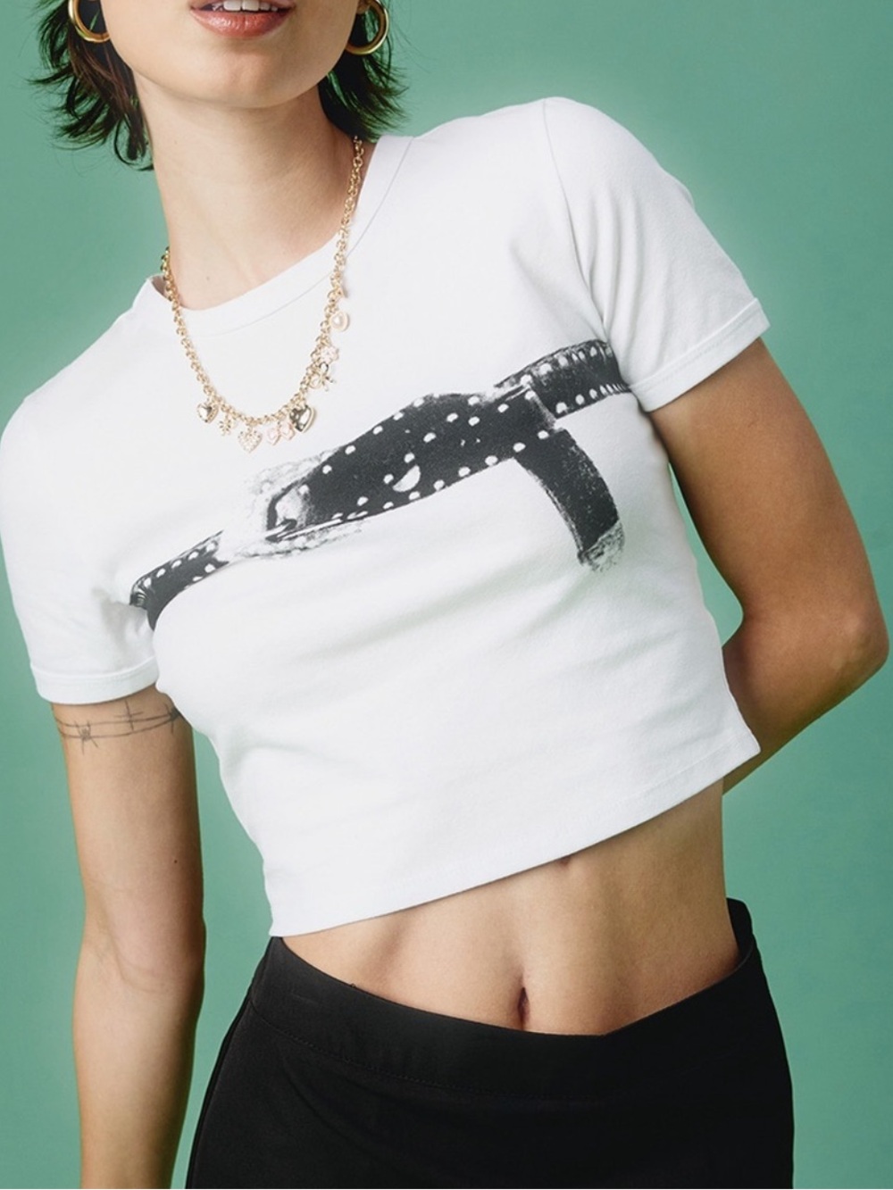 NWT Tilly's Full Tilt Belt Womens White Cropped T Shirt